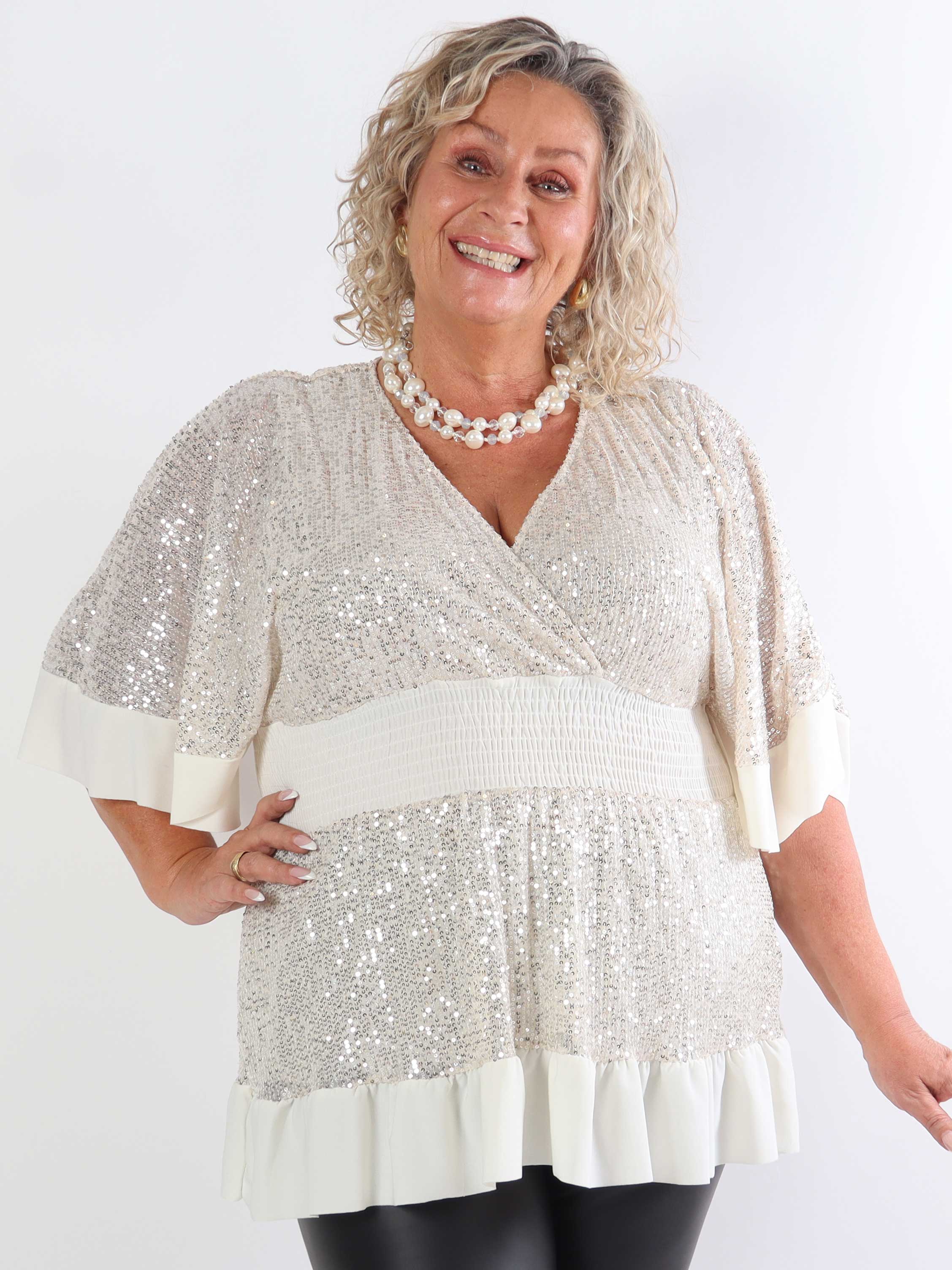 Pamela Glitter Shirt - Plus size paillettunika med smock og flæser